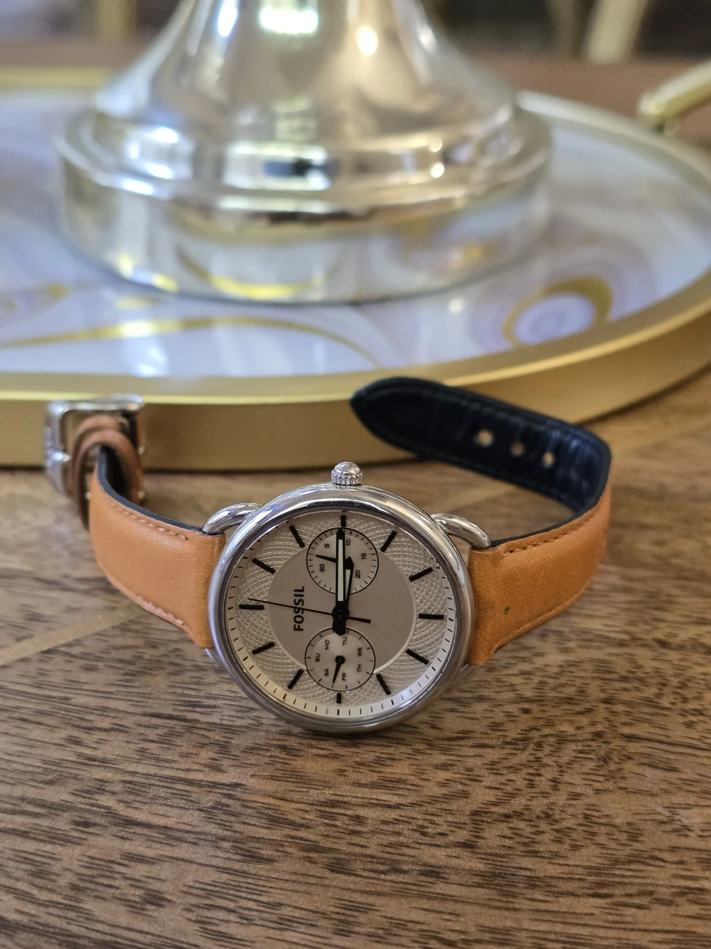 Fossil Classic Round Watch in Tan Leather